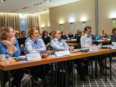 Auf Einladung des Deutschen BundeswehrVerbands trafen sich die Gleichstellungsbeauftragte und Gleichstellungsvertrauensfrauen zu einer Fachtagung in Berlin. Foto: DBwV/Sarina Flachsmeier