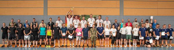 Insgesamt 8 Mannschaften hatten sich zur Teilnahme am Standortvolleyballturnier angemeldet. Foto: Bundeswehr/Pressestelle AusbKdo