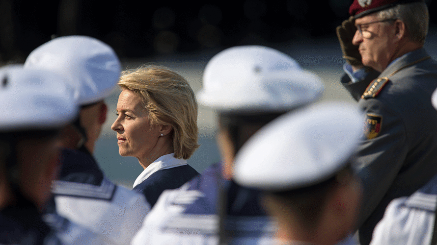 Kommt bald der Abschied von der Bundeswehr? Wenn das EU-Parlament zustimmt, wird Ursula von der Leyen die nächste Kommissionspräsidentin. Foto: Bundeswehr/Torben Kraatz