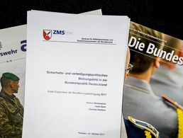 Die Bundeswehr genießt nach wie vor ein recht hohes Ansehen unter den Deutschen - das offenbart die jüngste Bevölkerungsumfrage des ZMSBw. Foto: DBwV/Bombeke