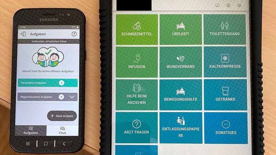Die durch den Cyber Inovation Hub mit entwickelte Pflegeapp ermöglicht eine effektivere Kommunikation zwischen dem Pflegpersonal und den Patientinnen und Patienten. Foto: Bundeswehr/Cyber Innovation Hub Bw