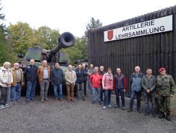 In Idar-Oberstein tauchten die Ehemaligen „in die Geschichte der Artillerie“ ein. Foto: KERH Idar Oberstein