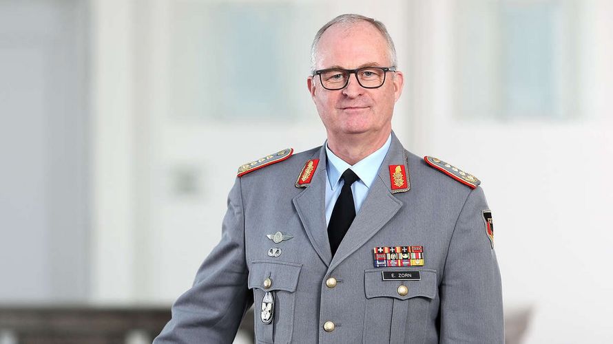 In seinem aktuellen Tagesbefehl gibt General Eberhard Zorn ein Update zu den Standort-und Stationierungsentscheidungen. Foto: Bundeswehr/Sebastain Wilke