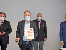 Der Landtagsabgeordnete Klaus Voussem (v.l.n.r.), Bürgermeister a.D. Dr. Uwe Friedl, Bezirksvorsitzender Hauptmann a.D. Volker Jung und der stellvertretende Bundesvorsitzende Oberstabsfeldwebel a.D. Jürgen Görlich. Foto: DBwV