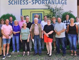 Mitglieder der Kameradschaft ERH Tuttlingen zu Gast beim Pokalschießen beim Schützenverein Trossingen e.V.. Foto: Gabi Fuchs / Jochen Schmid