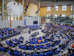 Zwei für die Bundeswehr relvante Gesetzesvorhaben wurden in dieser Woche abschließend vom Bundestag behandelt. Foto: picture alliance/photothek.de/Thomas Trutschel