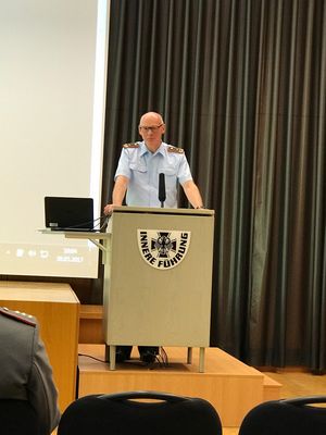 Generalmajor Reinhardt Zudrop, Kommandeur Zentrum Innere Führung, eröffnete den Workshop „Vielfalt“ in Koblenz
