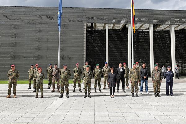 Aufgrund der Corona-Pandemie fand das Gedenken nur in kleinem Kreis statt. Foto: Bundeswehr/Sebastian Wilke