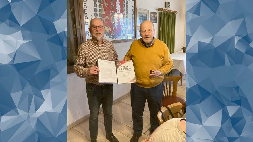 Joachim Triemer (links) mit dem Jubilar Siegfried Noß. Foto: DBwV