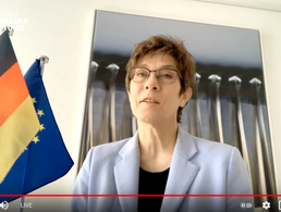 Per Videoschalte warnte Verteidigungsministerin Annegret Kramp-Karrenbauer bei den Königsbronner Gesprächen vor den für Deutschland relevanten Sicherheitsrisiken. Russland warf sie "Kriegsführung mitten in Europa" vor. Foto: Screenshot DBwV