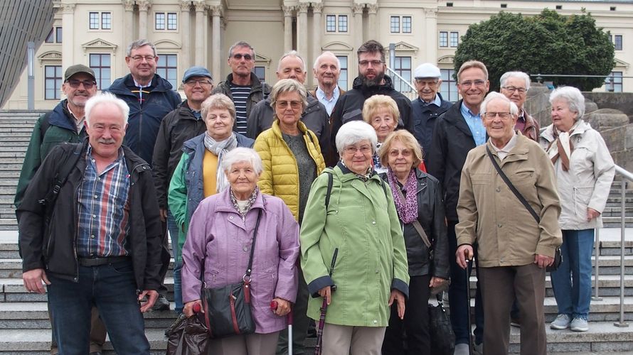 Die Teilnehmer der sKERH Cottbus an der Ausflugsfahrt nach Dresden. Foto: Dietmar Barth