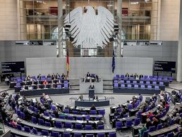 Olaf Scholz (SPD), Bundesfinanzminister, spricht im Bundestag bei der 3. Lesung zur Verabschiedung des Haushaltsgesetz-Entwurfs der Bundesregierung für 2019 in der Schlussdebatte. Foto: dpa