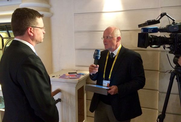 TV-Interview auf der Sicherheitskonferenz: André Wüstner war ein gesuchter Gesprächspartner in München Foto: DBwV