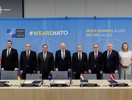 Die Verteidigungsministerinnen und -Minister der NATO trafen sich in Brüssel. Foto: Flickr/ NATO