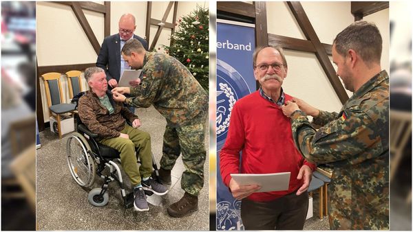 StoKa-Vorsitzender Hauptmann Bernd Link ehrte die langjährigen Mitglieder Stabsfeldwebel a.D. Rochus Hammer (linkes Bild) und Oberstleutnant a.D. Manfred Hohmeier. Fotos: Roland Stengl