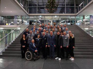 Im Paul-Löbe-Haus trafen sich Einsatzveteranen, Verwundete, Soldaten und Abgeordnete zu einer Tagung. Foto: DBwV/Eva Krämer