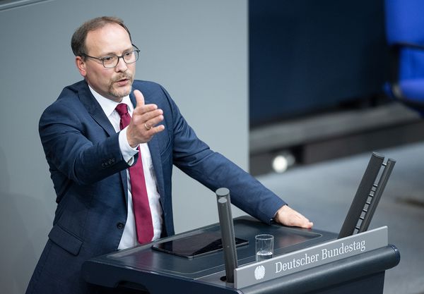 Für den FDP-Politiker Karsten Klein ist Verteidigungsfähigkeit eine Daueraufgabe, die aus regelmäßigen Einnahmen finanziert werden müsse. Foto: picture alliance/dpa/Hannes P. Albert