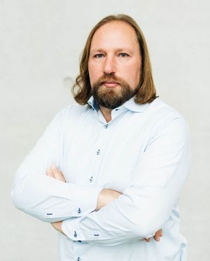 Anton Hofreiter (Bündnis 90/Die Grünen) fordert ausreichende Mittel, um Freiheit und Demokratie zu verteidigen. Foto: Paul Bohnert