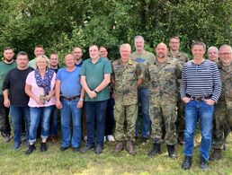 Ein geselliges Mitgliedertreffen bei Grillgut und guten Gesprächen gab es bei der Truppenkameradschaft in Trier. Foto: TruKa Trier 