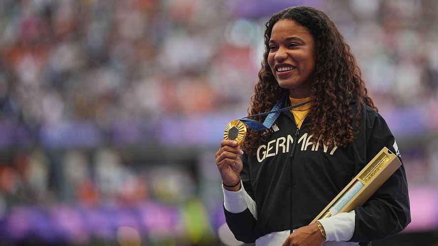 Hauptgefreiter Yemisi Ogunleye sicherte sich mit einer Weite von glatt 20 Metern die Goldmedaille im Kugelstoßen. Foto: picture alliance/dpa/Michael Kappeler