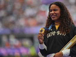 Hauptgefreiter Yemisi Ogunleye sicherte sich mit einer Weite von glatt 20 Metern die Goldmedaille im Kugelstoßen. Foto: picture alliance/dpa/Michael Kappeler