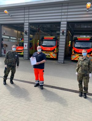 In Hamburg wurde Oberstabsfeldwebel Carsten Brüning für seine Treue zum Verband geehrt. Foto: DBwV