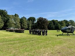 Gelöbnisformation mit Bückeburger Heeresfliegern. Foto: DBwV