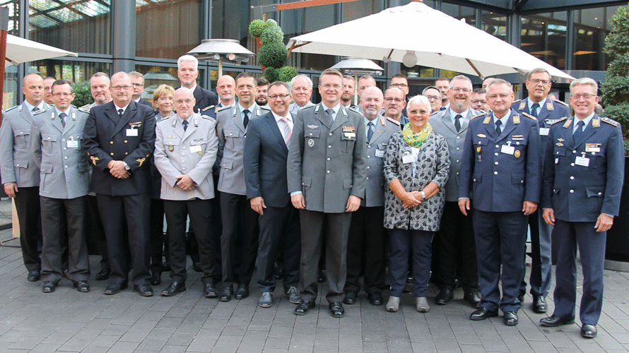 Oberstleutnant André Wüstner ist stolz auf seine aktiven DBwV-Mitglieder. Foto: DBwV/Hahn