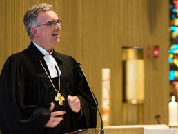 Sigurd Rink bei seiner Verabschiedung in der St.-Louis-Kirche der Julius-Leber-Kaserne. Er war sechs Jahre evangelischer Militärbischof. Foto: W. Linkmann