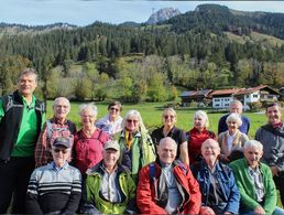 Die Wandergruppe der Kameradschaft ERH München entdeckte die Schönheit der Natur bei einer Herbstwanderung im Wendelsteingebiet. Foto: Hubert Reiter