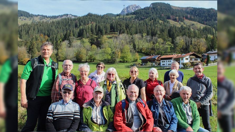 Die Wandergruppe der Kameradschaft ERH München entdeckte die Schönheit der Natur bei einer Herbstwanderung im Wendelsteingebiet. Foto: Hubert Reiter