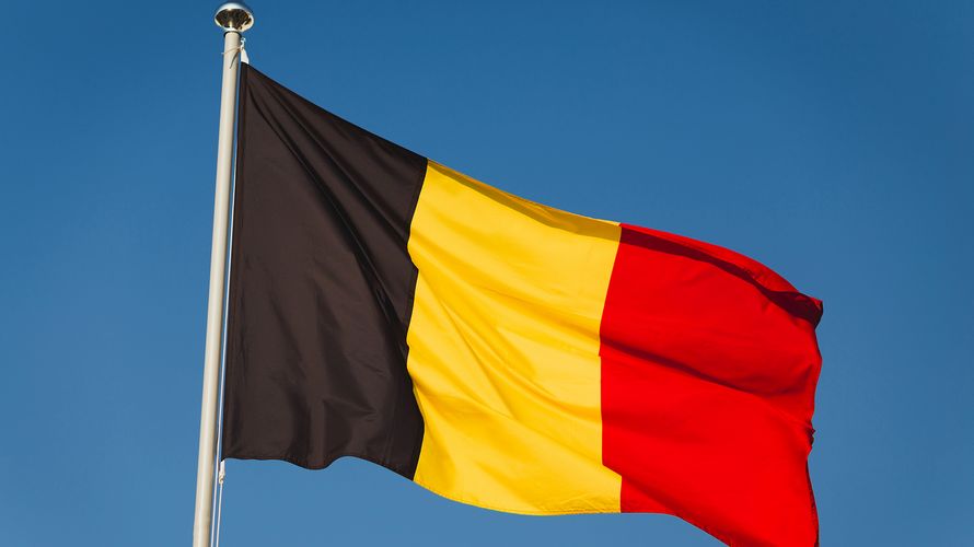Die Farben der belgischen Nationalflagge gehen auf das Herzogtum Brabant zurück. Zum Jahreswechsel übernimmt Belgien den Ratsvorsitz in der Europäischen Union. Foto: envatoelements