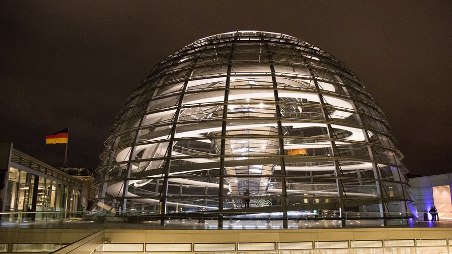 Letzter Tagesordnungspunkt im Bundestag war zu später Stunde die geplante Intensivierung der Sicherheitsüberprüfung für Soldaten und Reservisten. Archivfoto: DBwV/Christine Hepner