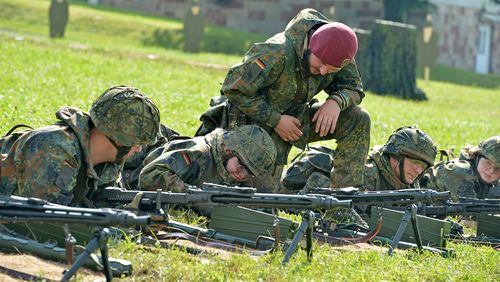 In Niedersachsen Wird Ein Sechstes Heimatschutzregiment Aufgestellt ...