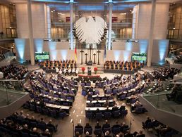 Zentrale Feierstunde im Bundestag. Foto: dpa/picture alliance