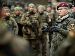 General Eberhard Zorn sagte der "Welt am Sonntag", dass er aufgrund der Kosten der Corona-Pandemie mit möglichen Einschnitten im Verteidigungshaushalt rechnet. Foto: Bundeswehr/photothek.net/Thomas Imo