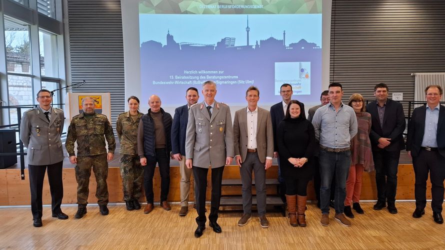 Beiratssitzung des Beratungszentrums zwischen der Bundewehr und der Wirtschaft traf sich in der Wilhelmsburgkaserne in Ulm/Sigmaringen. Foto: DBwV