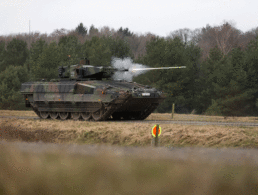 Von 284 eingekauften Schützenpanzern "Puma" sind nach Angaben von "Spiegel Online" nur 67 einsatzbereit. Foto: Bundeswehr/Daniel Dinnebier