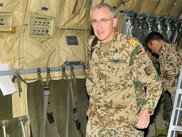 Schnelle Rückkehr nach Afghanistan: Nur wenige Monate nach dem Anschlag ging Kneip wieder in den Einsatz. Foto: Bundeswehr